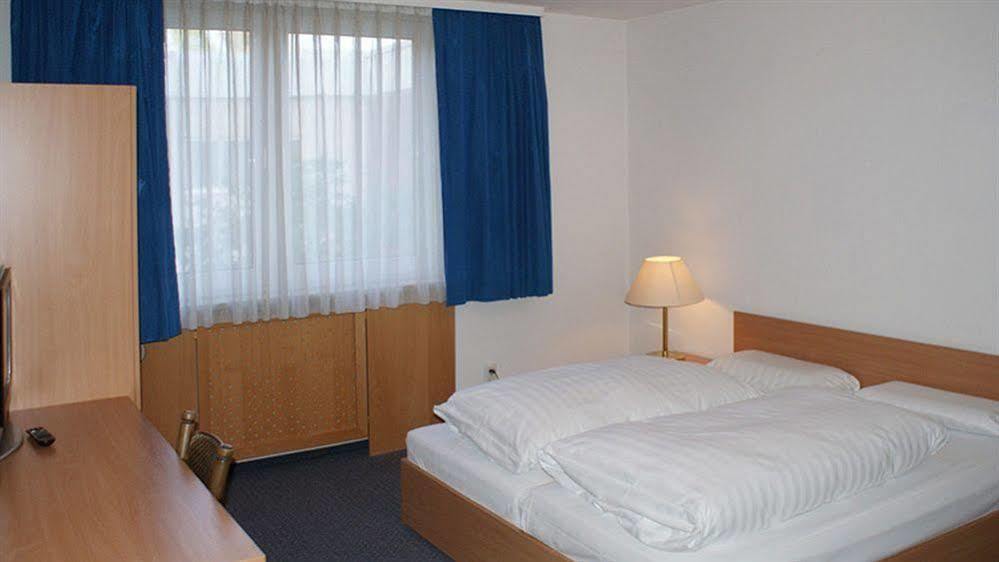 Hotel Bürgerhaus Steinbach im Taunus Exterior foto
